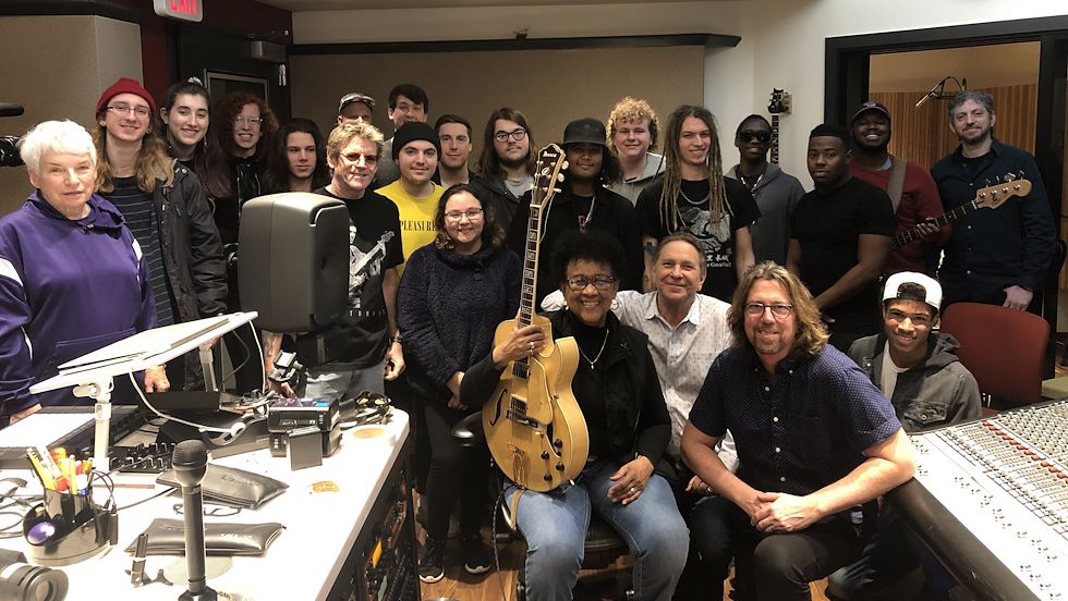 Jazz Guitarist hosts SRT Master Class - Montgomery County Community College