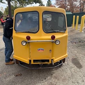 Front view of the rail speeder